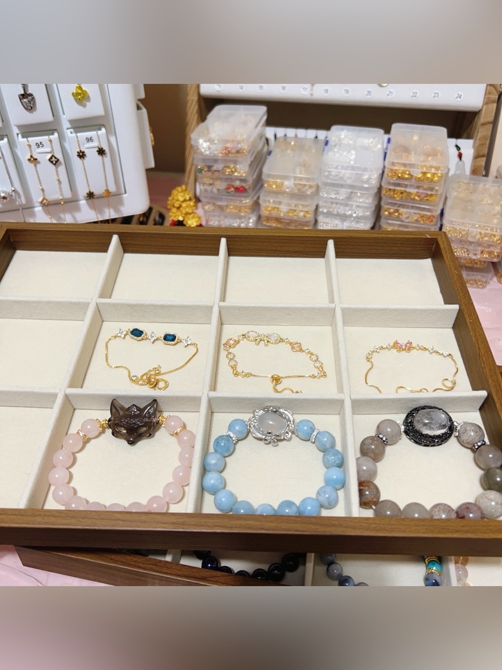 （06-192️⃣）Handmade bracelets for live show